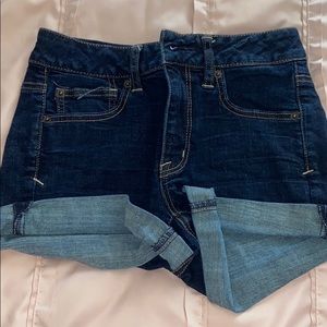 High waisted shorts 🧡